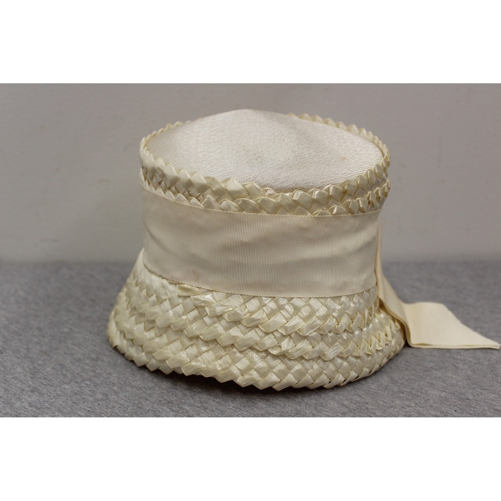Vintage Hat Womens Cream Woven Straw Pillbox Grosgrain Ribbon Bow Union Made - Picture 4 of 7